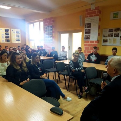 Golub-Dobrzyń. Europejska lekcja z europosłem J. Zemke